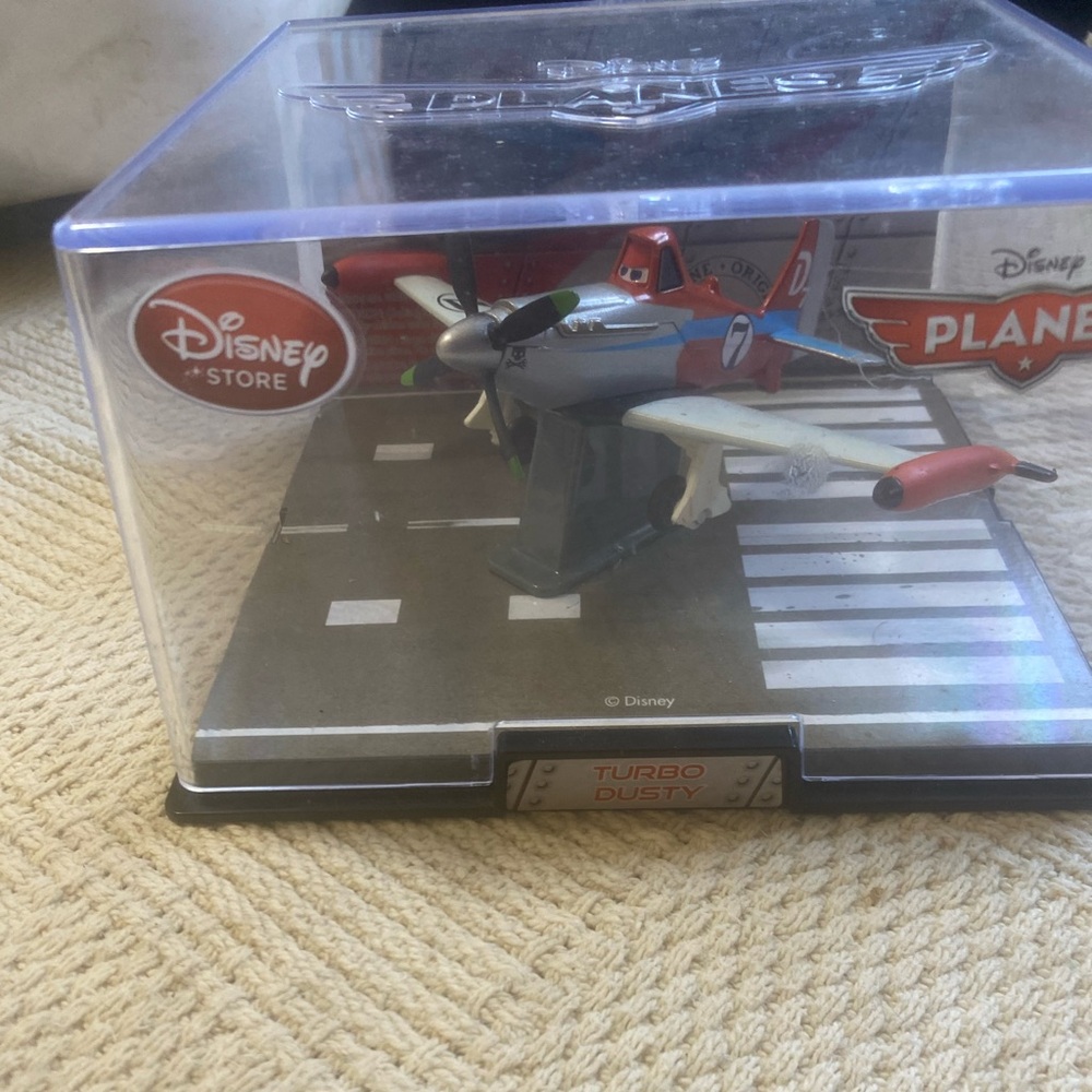 Disney plane